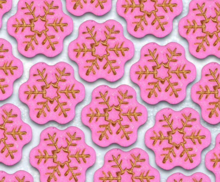 Small pink snowflake bath bomb