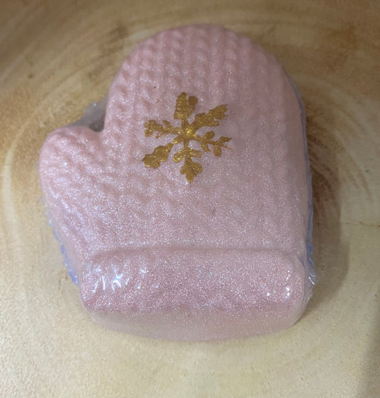 Christmas Mitten Bath Bomb