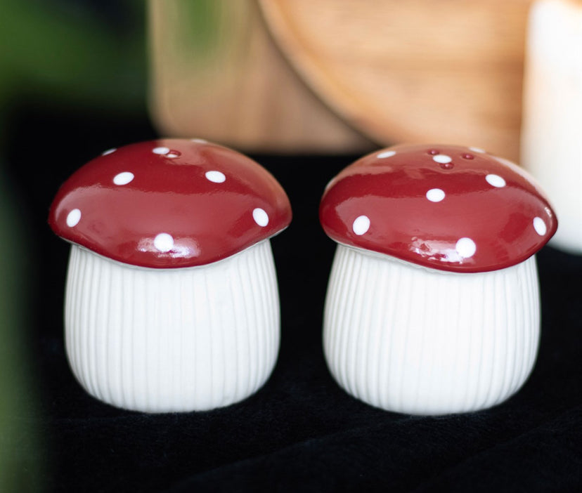 Mushroom Salt & Pepper Shakers